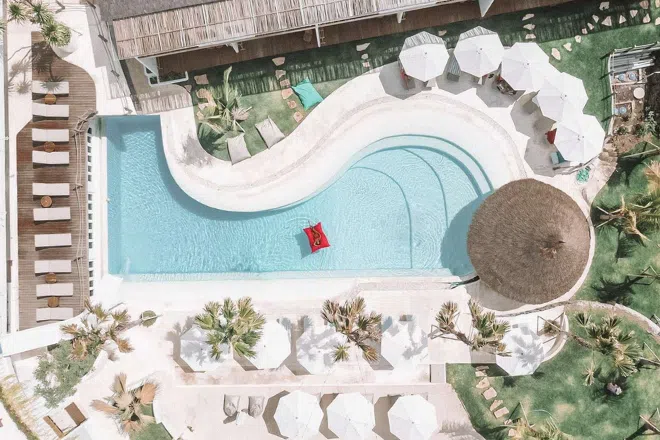 Best hotels in Bali: Kos One Hostel pool