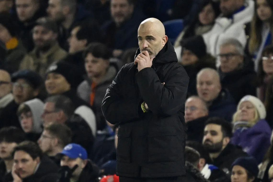 FILE PHOTO: Soccer Football - FA Cup - Fourth Round - Brighton & Hove Albion v Chelsea - The American Express Community Stadium, Brighton, Britain - February 8, 2025 Chelsea manager Enzo Maresca REUTERS/Tony O Brien/File Photo