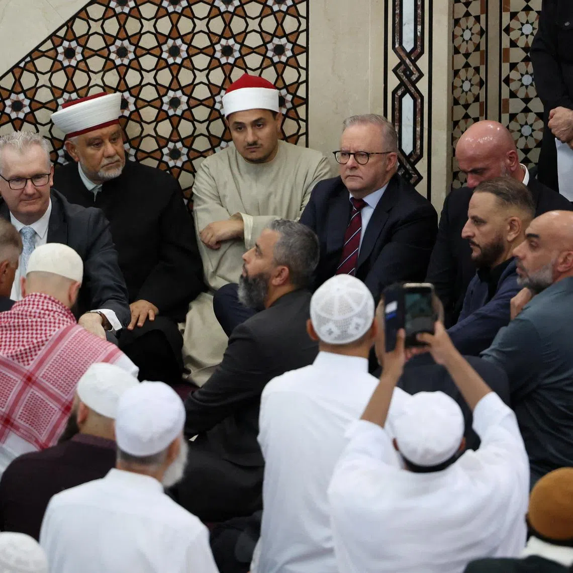 Australia’s Prime Minister Anthony Albanese visits Lakemba Mosque for Eid al-Fitr in Sydney, Australia, March 20, 2026. REUTERS/Hollie Adams