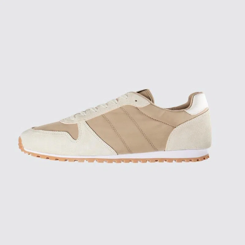 Best work sneakers for women in Singapore: Uniqlo C Combination Sneaker