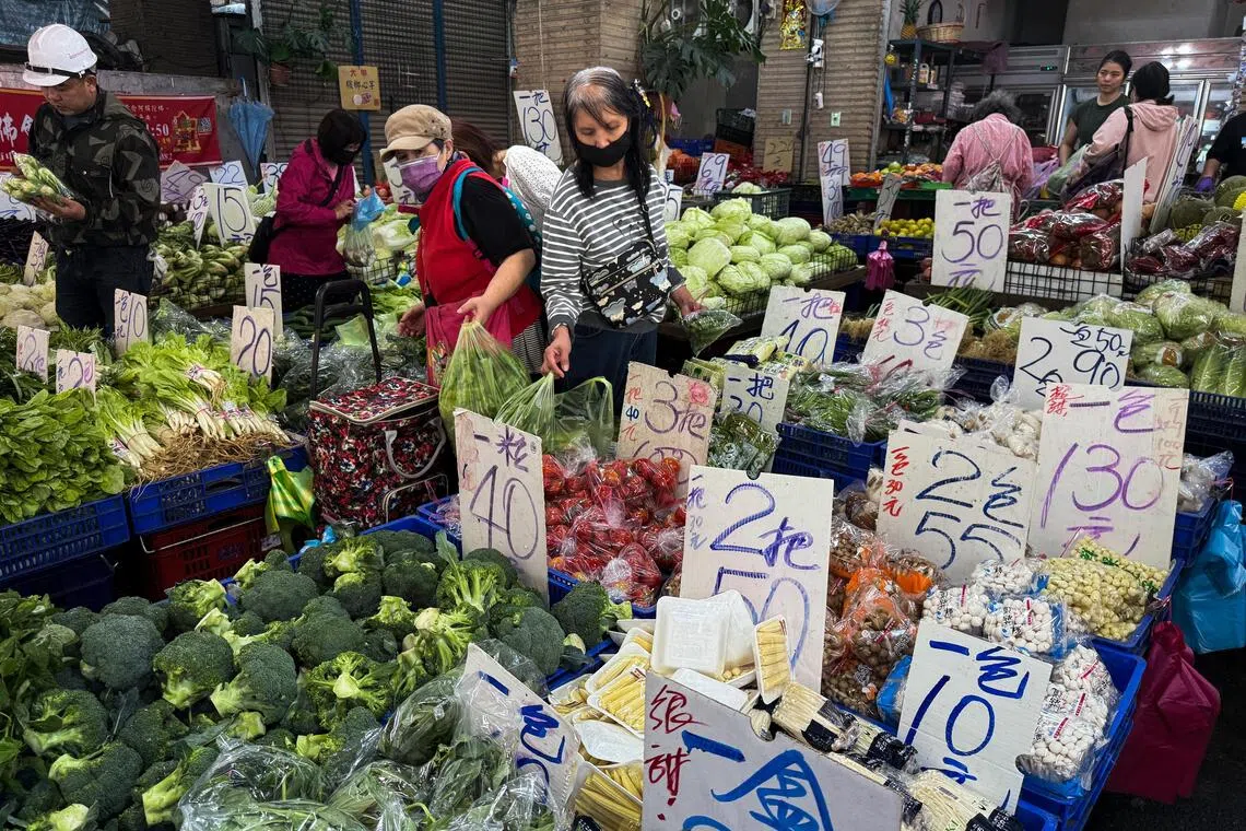 A key index that tracks a basket of food items averaged 126.4 points in October from a revised 128.5 in September.
