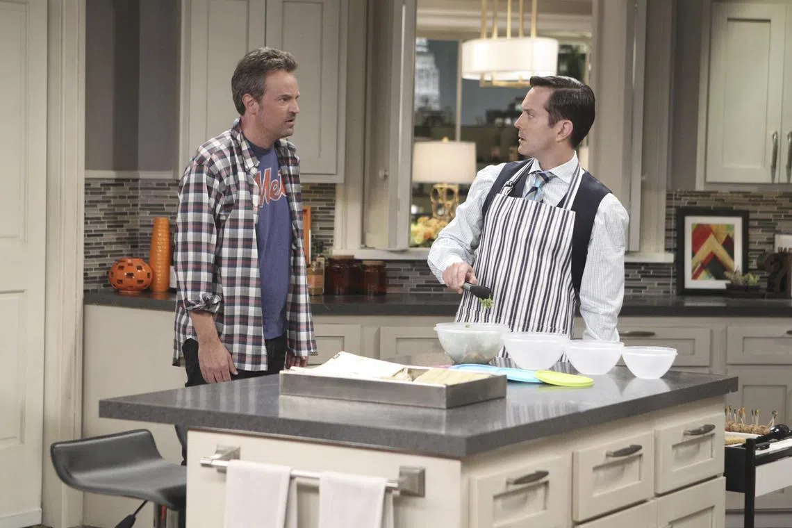 Television still: The Odd Couple starring Matthew Perry (left) and Thomas Lennon