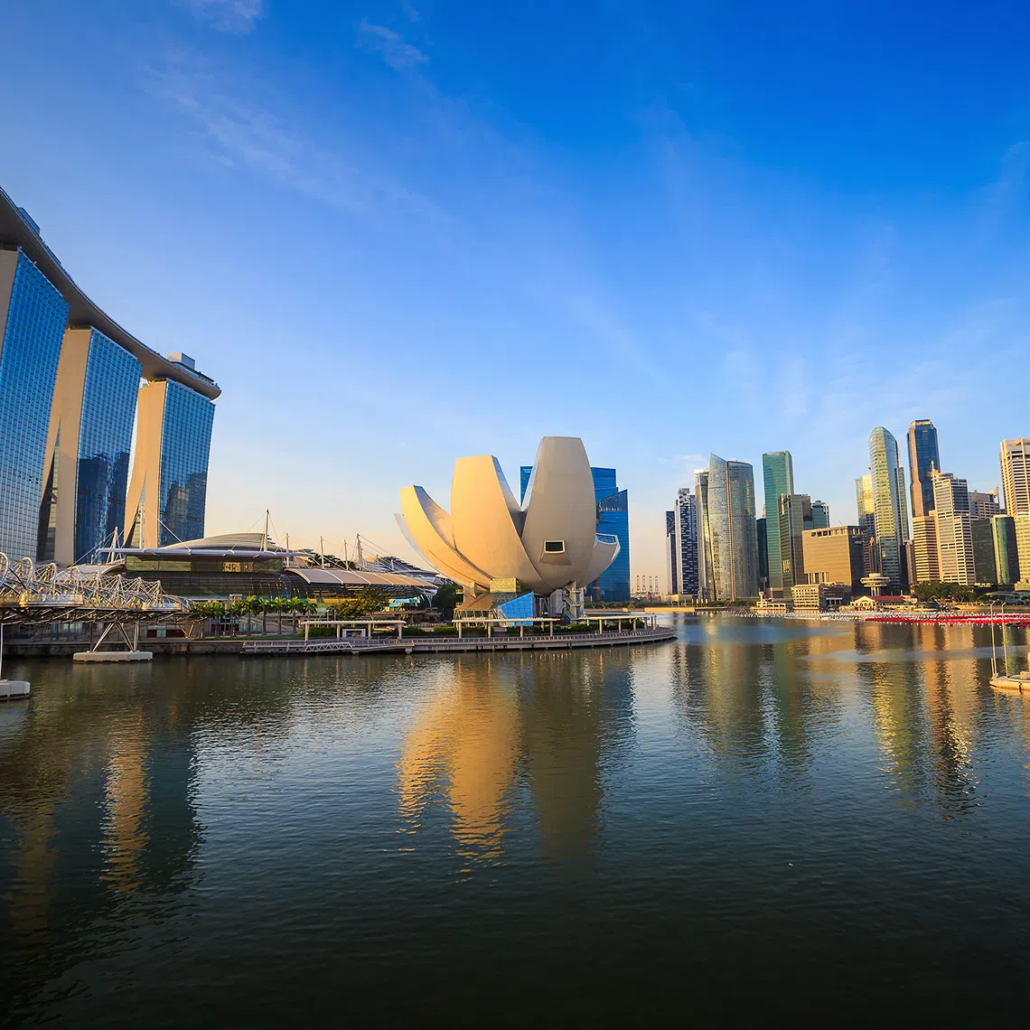 The SPDR Straits Times Index ETF (ES3), which tracks the 30 largest constituent stocks of the Straits Times Index, offers investors an easy way to tap into Singapore’s market. 