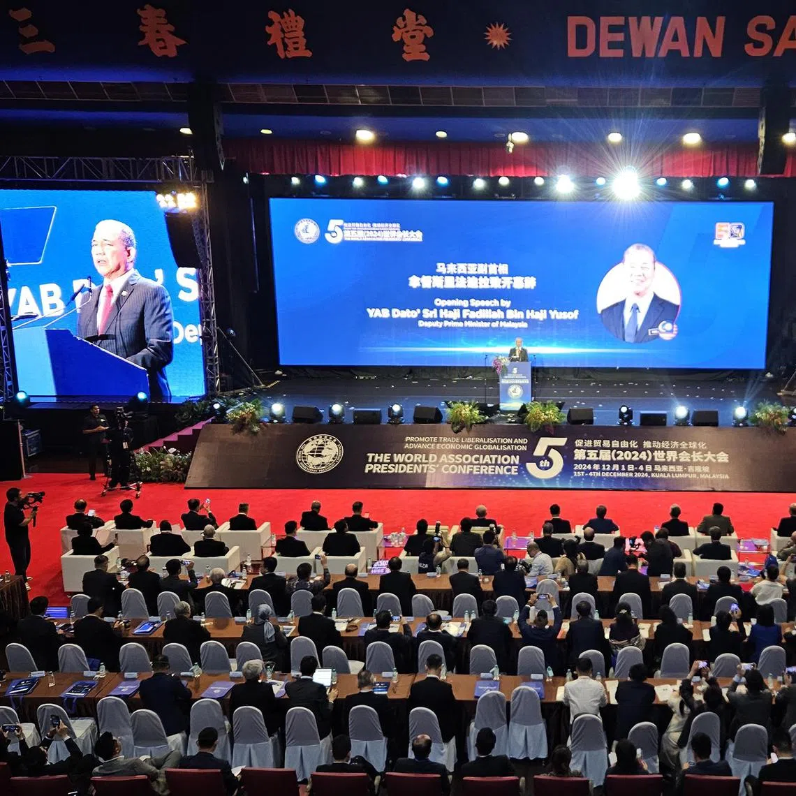whmca02 - In the opening speech of 5th World Association Presidents’ Conference. Malaysia's Deputy Prime Minister Fadillah Yusuf said clean and renewable energy were among the areas of cooperation in Malaysia-China bilateral relationship.

ST Photo: Lu Wei Hoong