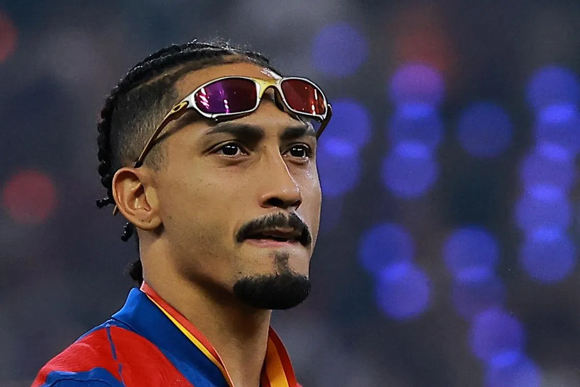 Soccer Football - Spanish Super Cup - Final - FC Barcelona v Real Madrid - King Abdullah Sports City Stadium, Jeddah, Saudi Arabia - January 12, 2026  FC Barcelona's Raphinha celebrates after winning the Spanish Super Cup final REUTERS/Stringer