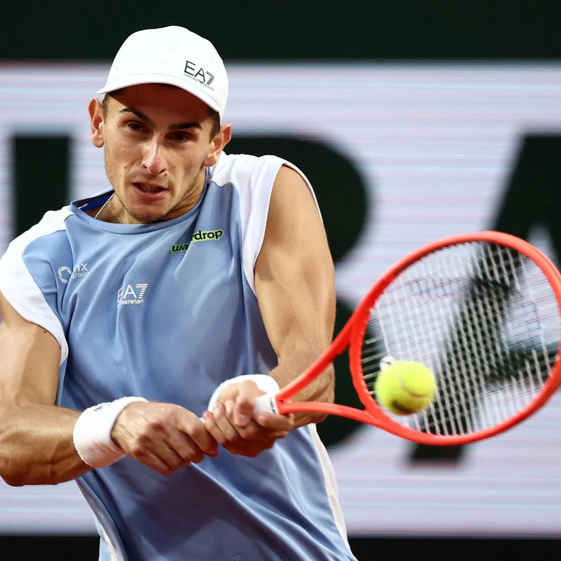 Tennis - French Open - Roland Garros, Paris, France - June 1, 2026 Italy's Matteo Arnaldi in action during his fourth round match against Frances Tiafoe of the U.S. REUTERS/Guglielmo Mangiapane