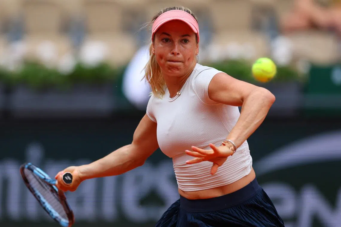 Tennis - French Open - Roland Garros, Paris, France - May 31, 2025 Kazakhstan's Yulia Putintseva in action during her third round match against Russia's Mirra Andreeva REUTERS/Denis Balibouse/File Photo
