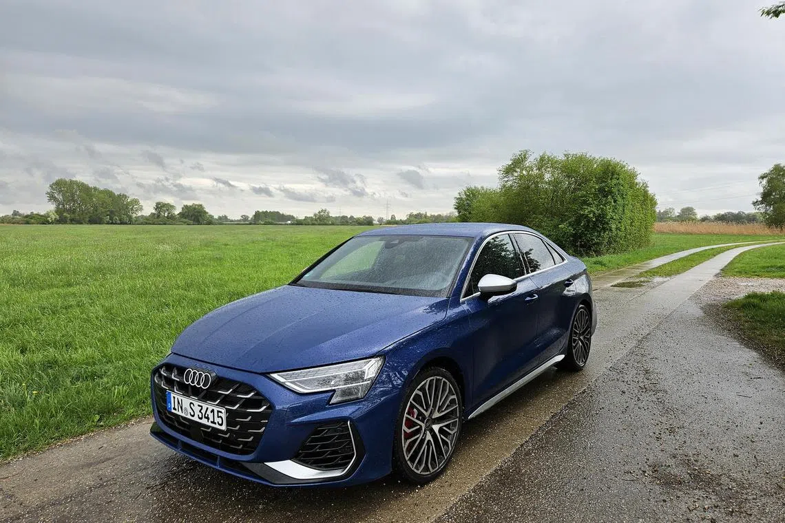 scaudi26a - Audi S3 Sedan

credit:  Audi