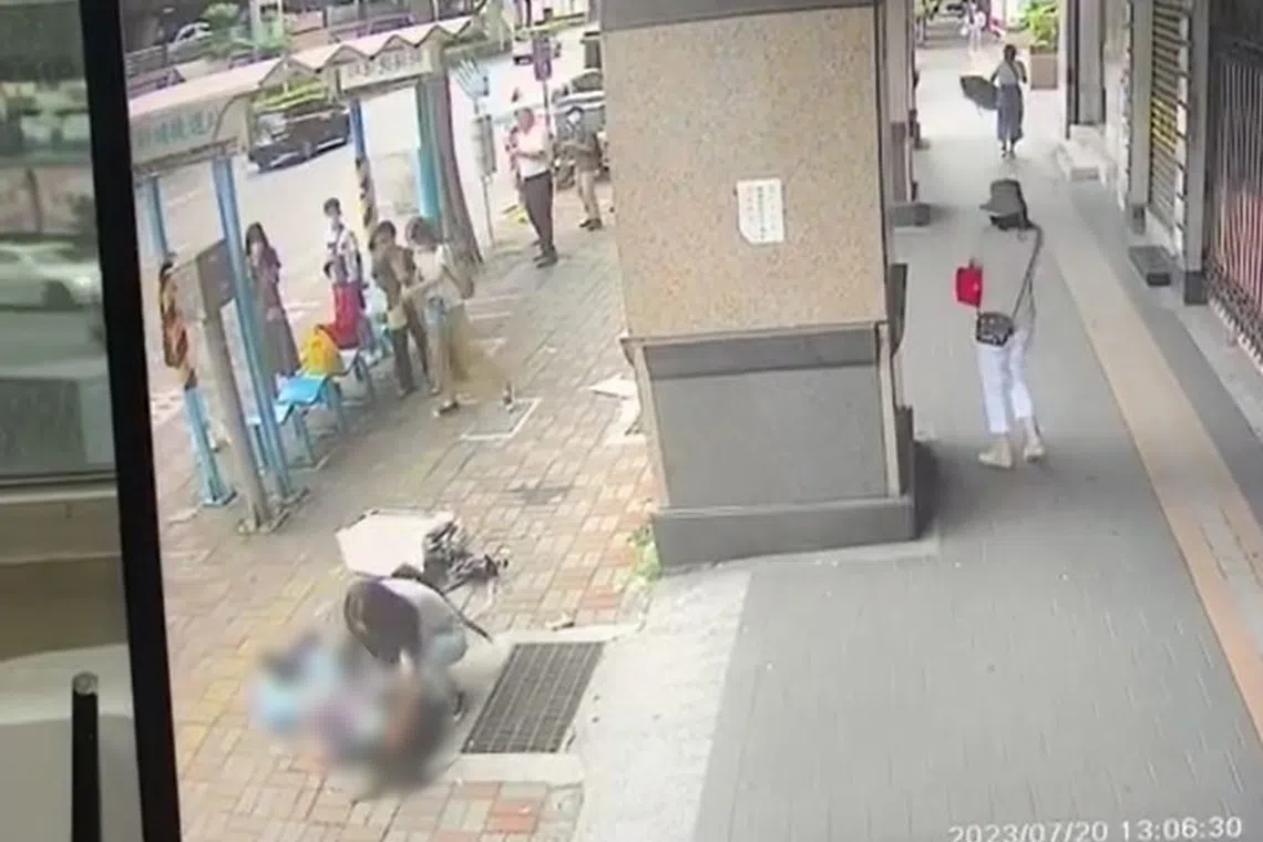 A video circulating in online forums show the university student waiting at a bus stop near Xinpu MRT station in Banqiao district when the tragedy struck.