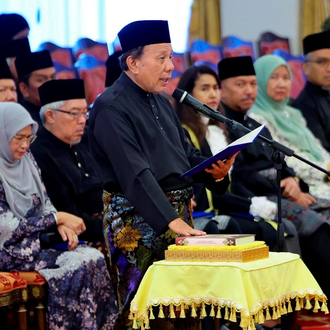 Negeri Sembilan chief minister Ismail Lasim is fighting to hold on to his position after incurring the wrath of state ruler Muhriz Munawir.