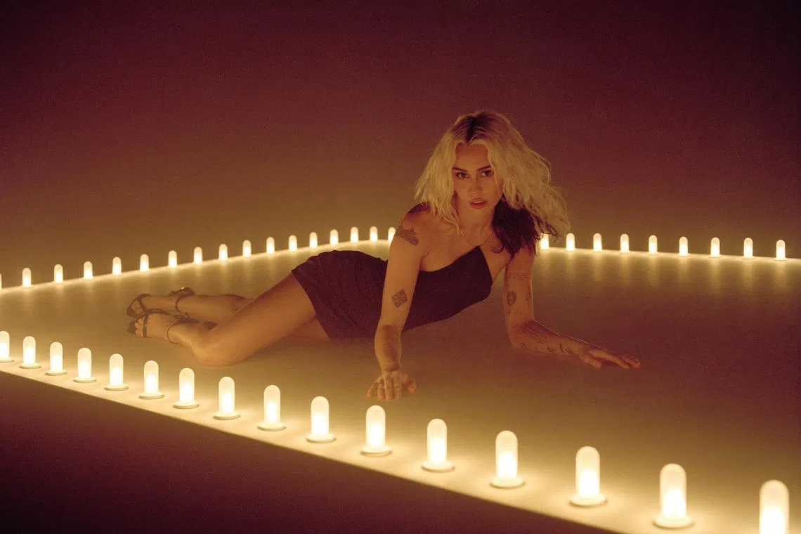 edlistens15 -  American singer Miley Cyrus.

Copyrights: PHOTO: Sony Music