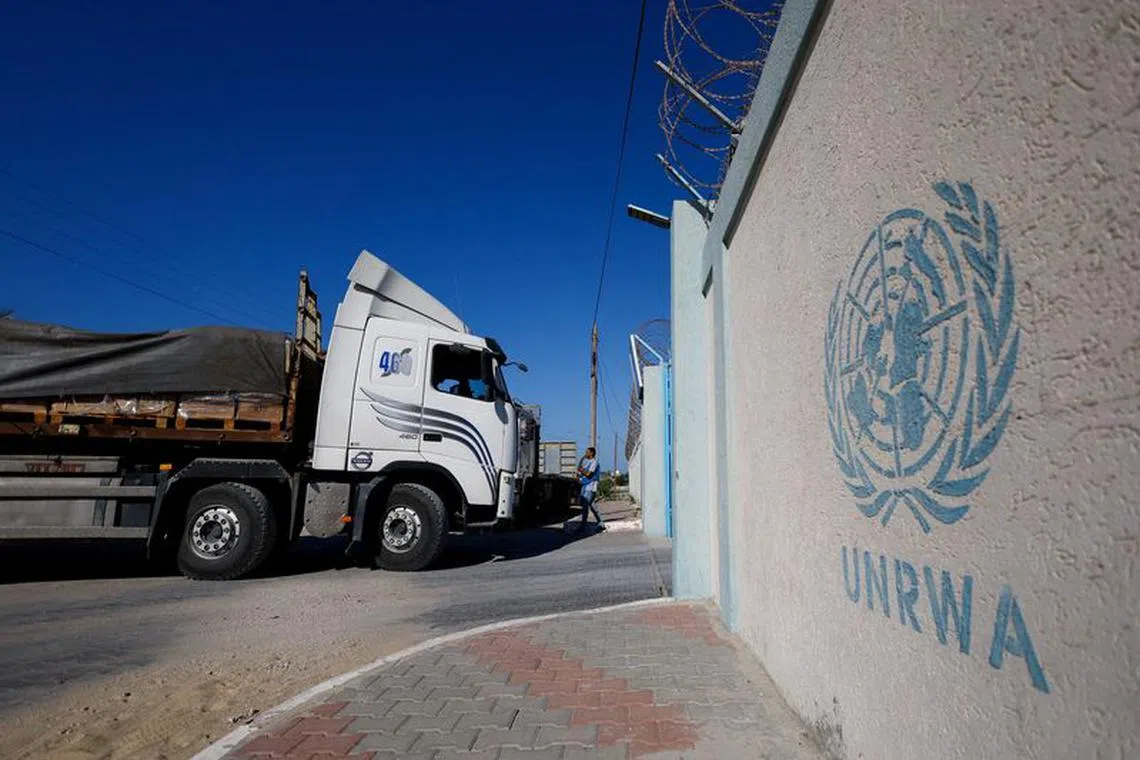 An aid truck arrives at a UN storage facility as the conflict between Israel and Palestinian Islamist group Hamas continues, in the central Gaza Strip October 21, 2023. REUTERS/Mohammed Salem