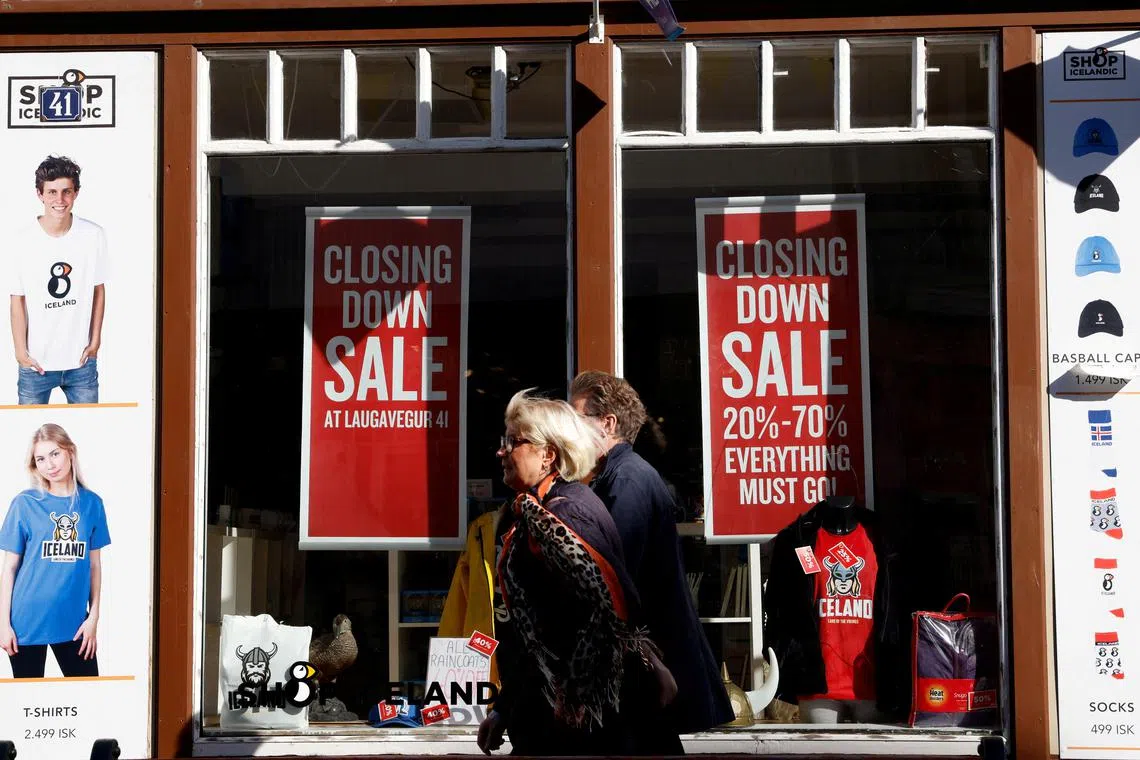 More than 60 per cent of Icelanders say healthcare, economic issues and housing are their top concerns.