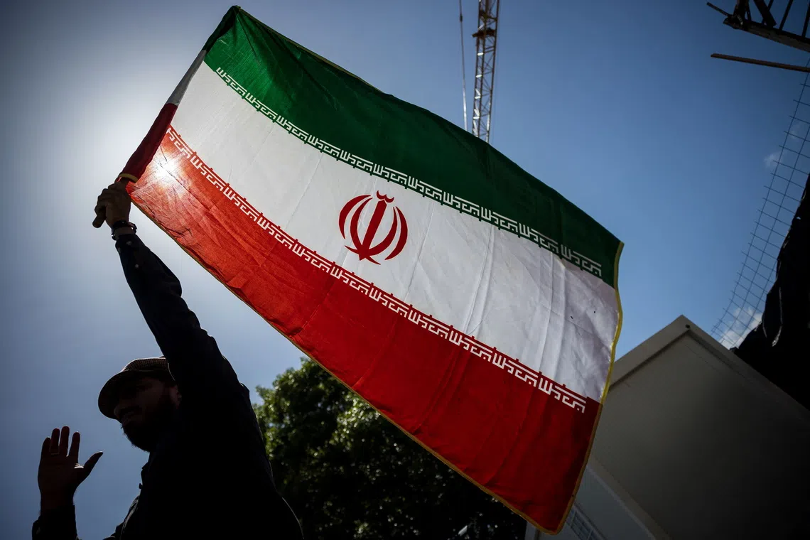 The chasm between Iran’s rulers and ruled is as great now as it was when Iranians toppled the Shah in 1979, says the writer.