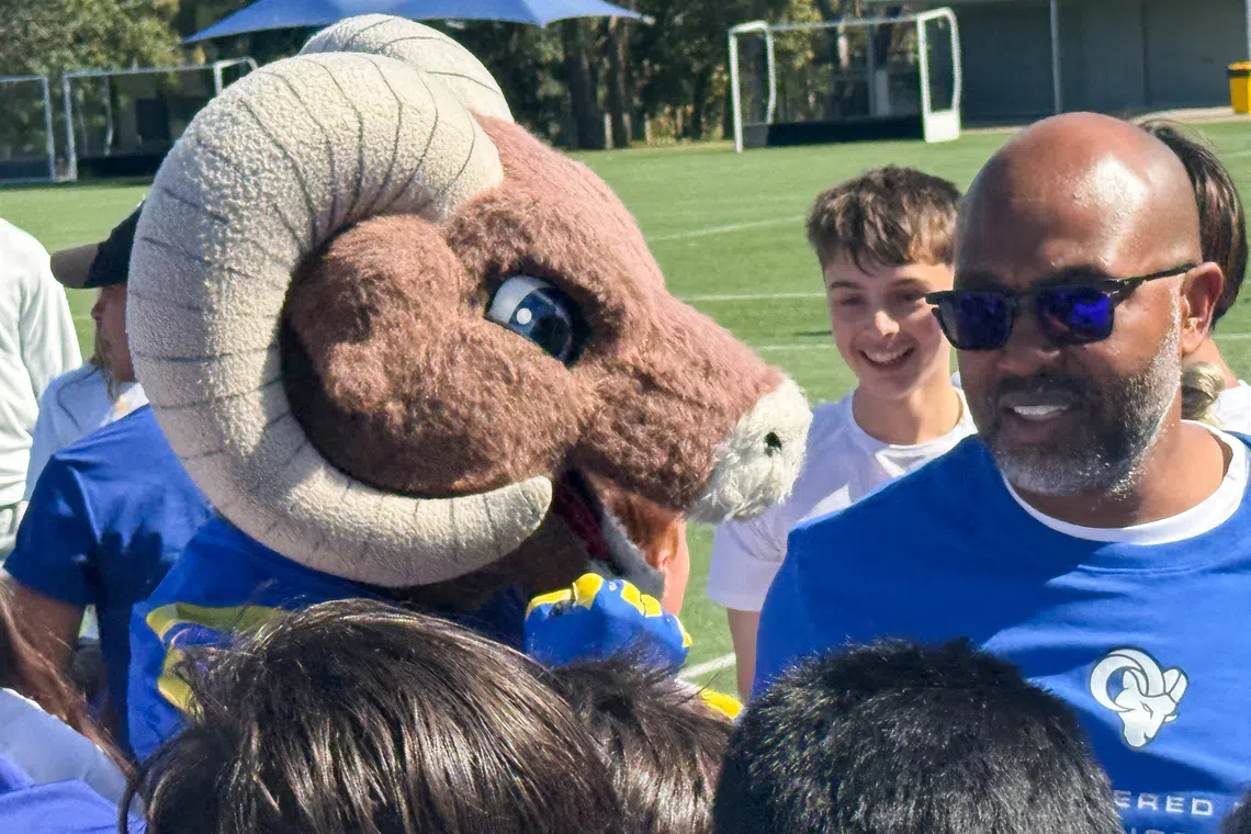 Former NFL player Torry Holt at a coaching clinic for flag football at Balwyn High School in Melbourne, Australia September 8, 2026. REUTERS/Ian Ransom