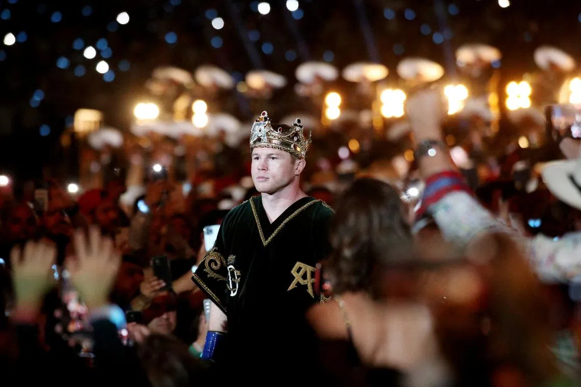 FILE PHOTO: Boxing - Super Middleweight - Saul 'Canelo' Alvarez v John Ryder - Estadio Arkon, Guadalajara, Mexico - May 7, 2023 Saul 'Canelo' Alvarez walks to the ring before the fight against John Ryder Reuters/Henry Romero/File photo