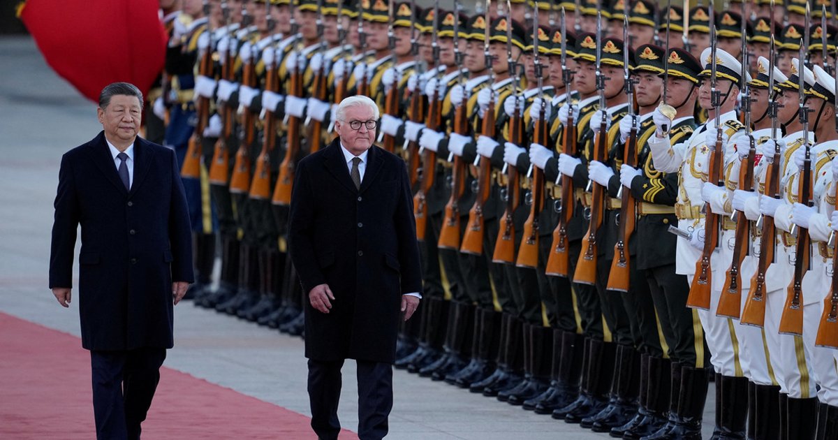 Xi and Steinmeier Call for China-Germany Cooperation