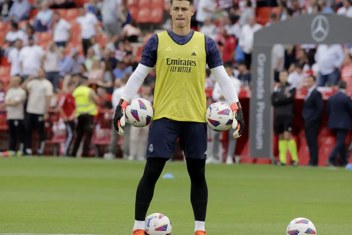 FILE PHOTO: Soccer Football - LaLiga - Granada v Real Madrid - Nuevo Estadio de Los Carmenes, Granada, Spain - May 11, 2024 Real Madrid's Kepa Arrizabalaga during the warm up before the match REUTERS/Jon Nazca/File photo