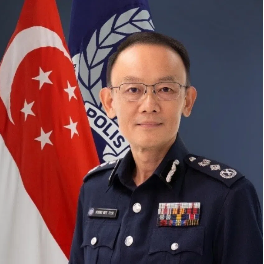 Mr Hoong Wee Teck (right) will hand over the baton to Mr How Kwang Hwee on Jan 6, 2026.