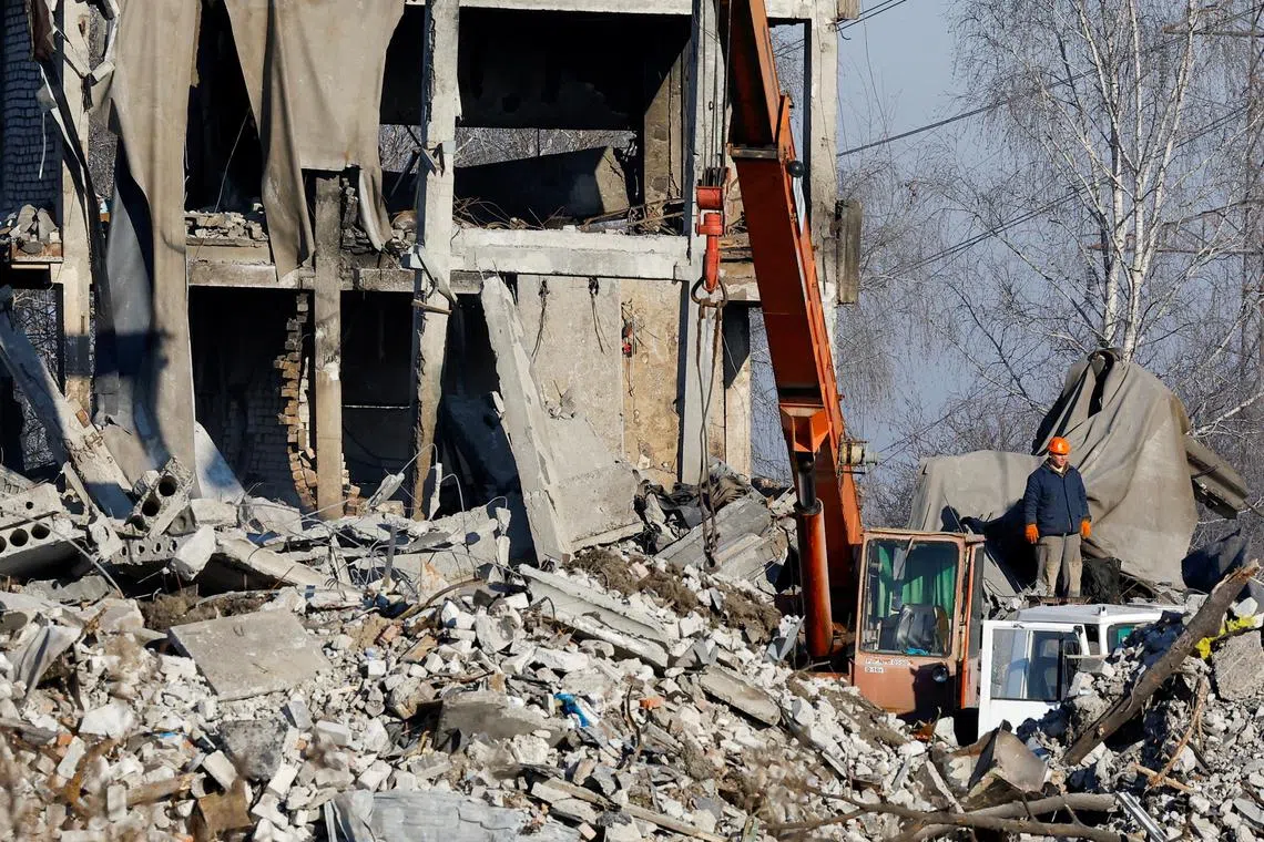 Moscow said the use of mobile phones allowed "the enemy to track and determine" the location for a missile strike.