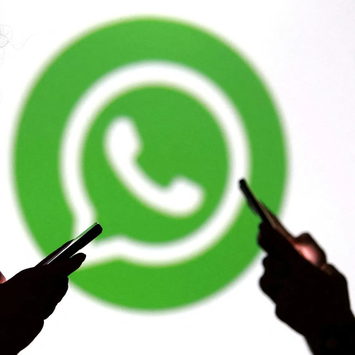 WhatsApp users should not be lulled into a false sense of security, says the writer, as scammers can still exploit the username system.