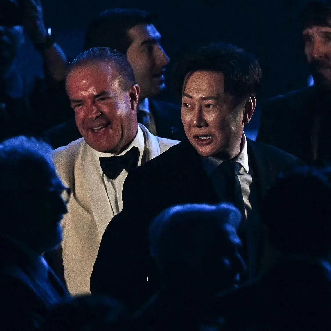 Miss Universe Thailand director Nawat Itsaragrisil and president of the pageant Raul Rocha at the competition.