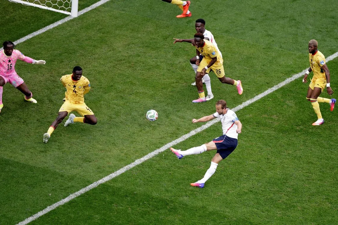 Soccer Football - FIFA World Cup 2026 - Group L - England v Ghana - Boston Stadium, Foxborough, Massachusetts, U.S. - June 23, 2026 England's Harry Kane shoots over the crossbar REUTERS/Pilar Olivares     TPX IMAGES OF THE DAY