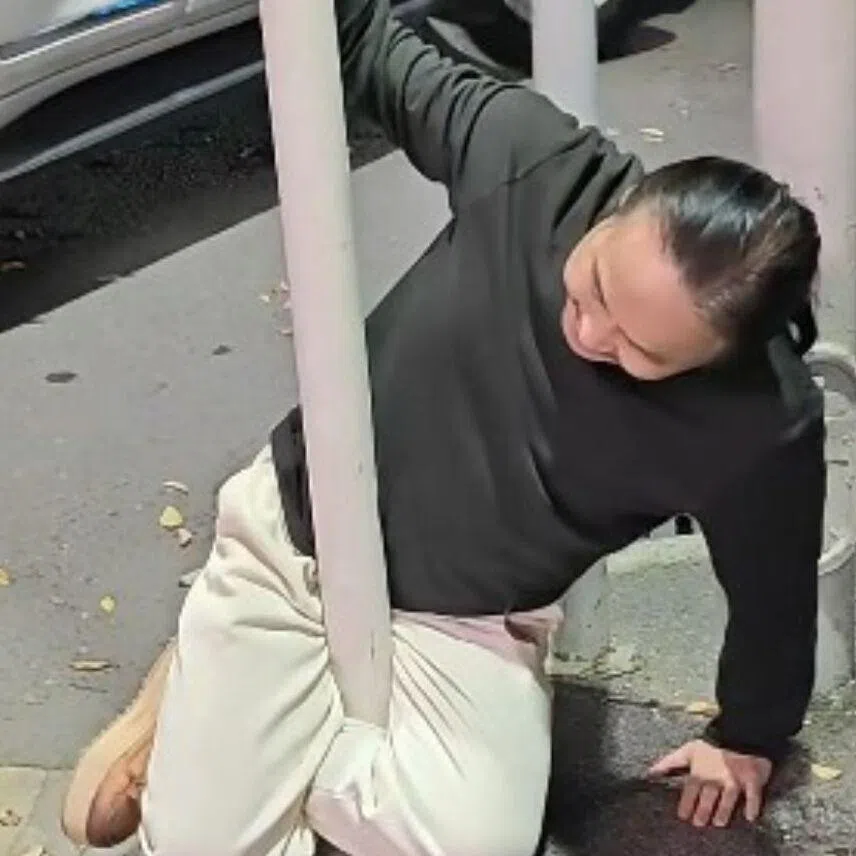 At least 100 videos of netizens attempting the challenge have been shared on Xiaohongshu since the start of April.