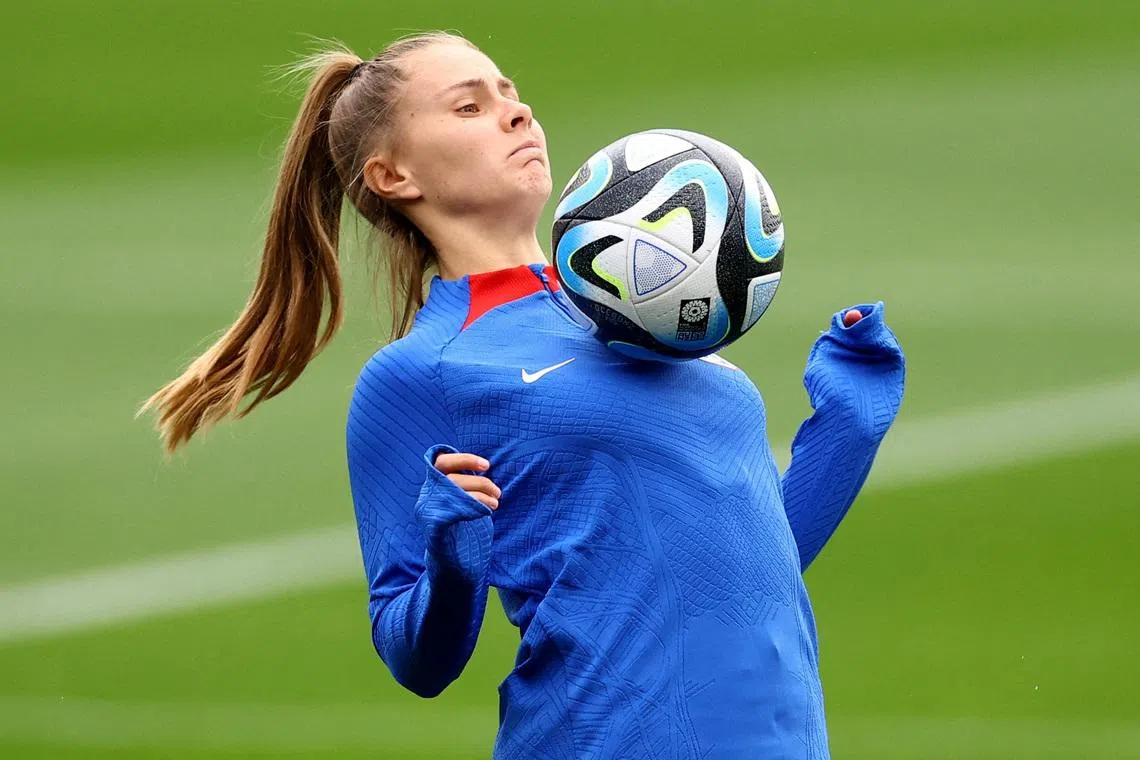 Soccer Football - FIFA Women’s World Cup Australia and New Zealand 2023 - Netherlands Training - Jubilee Stadium, Sydney, Australia - August 5, 2023  Netherlands' Victoria Pelova during training REUTERS/Carl Recine