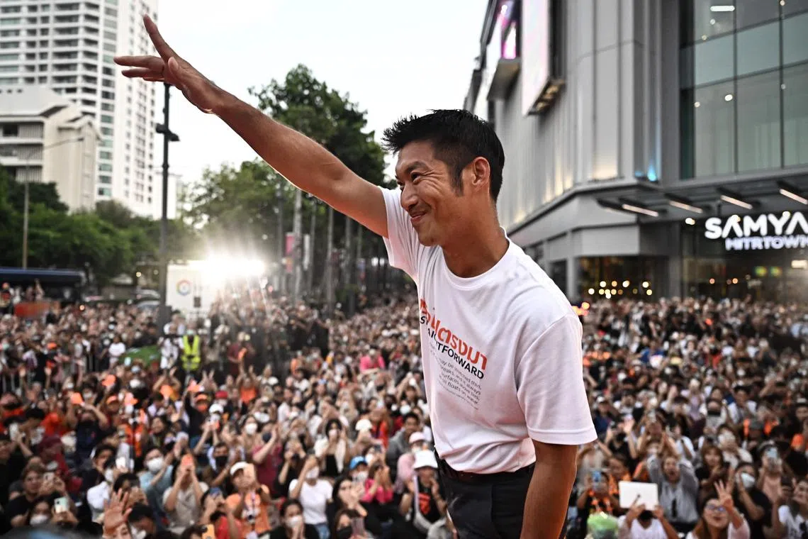 Thai politician Thanathorn Juangroongruangkit said the poll is a choice between "the dark present and a bright future". 