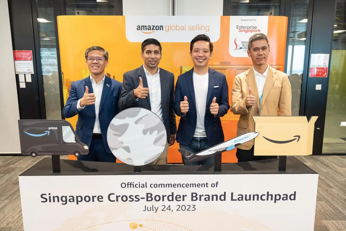 (From left) Kok Ping Soon, CEO of Singapore Business Federation; Anand Palit, Head of Amazon Global Selling, Southeast Asia; Alvin Tan, Minister of State for Trade and Industry, and Soh Leng Wan, Assistant CEO, Enterprise Singapore. 




Credit: Amazon Singapore
