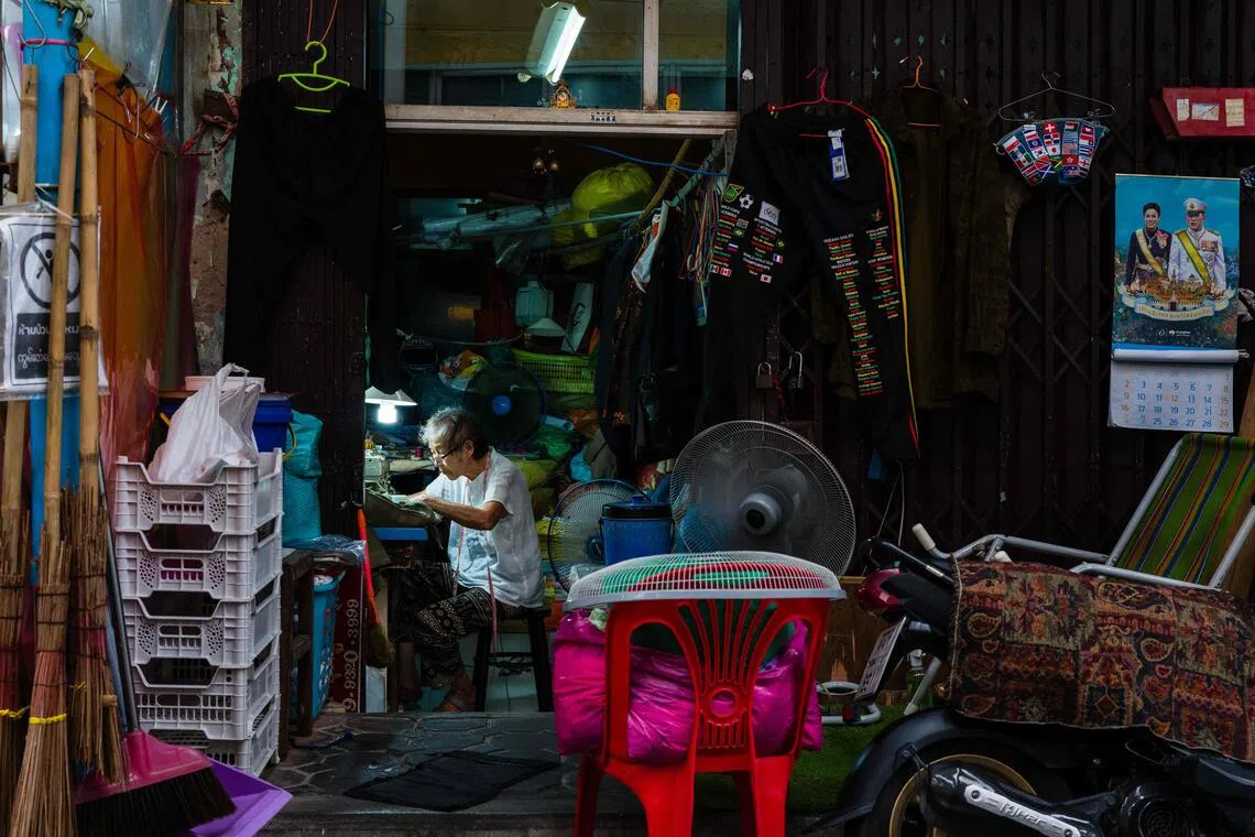 Thai growth slows to 1.9 per cent as energy prices counter stimulus