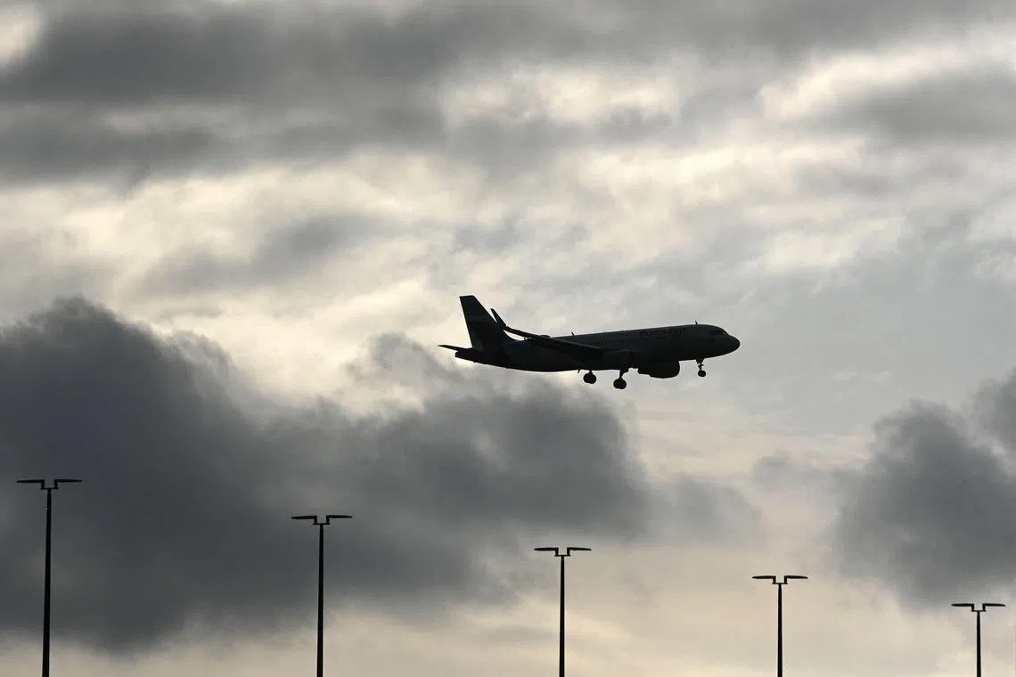 Singapore Airlines Flight SQ 478 was declared safe after it was swept for explosives and allowed to proceed to Cape Town.
