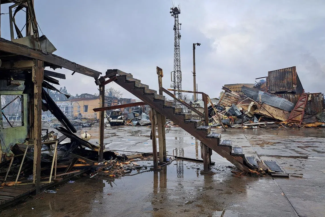 Afghanistan, Pakistan hold 'useful' peace talks in China, says Kabul