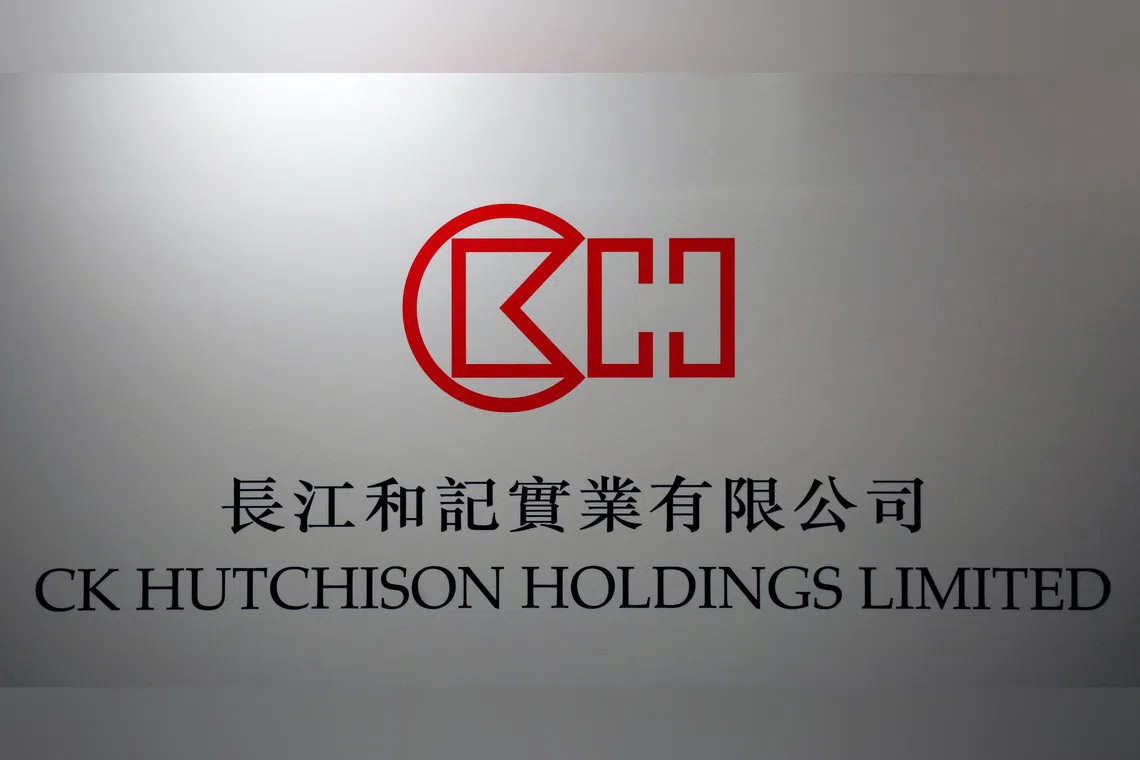 Li Ka-shing keeps $28.9b ask for ports despite Panama loss