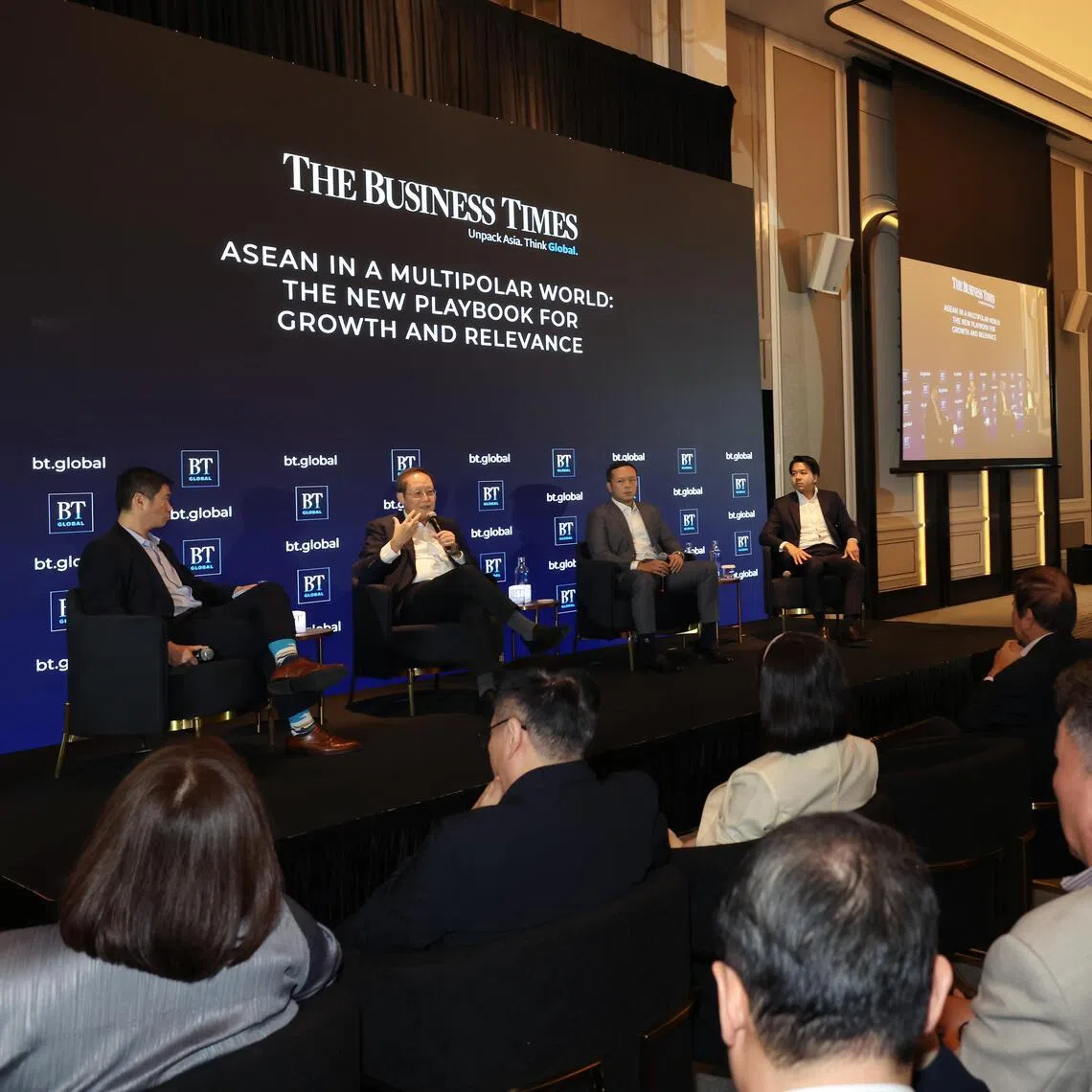 Moderated by Kuek Yu Chuang (left), deputy CEO of SPH Media, the panel expressed optimism over South-east Asia’s growth potential. 