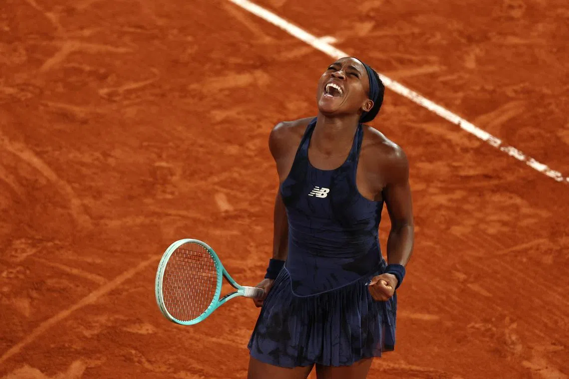 Tennis - French Open - Roland Garros, Paris, France - June 5, 2025 Coco Gauff of the U.S. celebrates winning her semi final match against France's Lois Boisson REUTERS/Gonzalo Fuentes