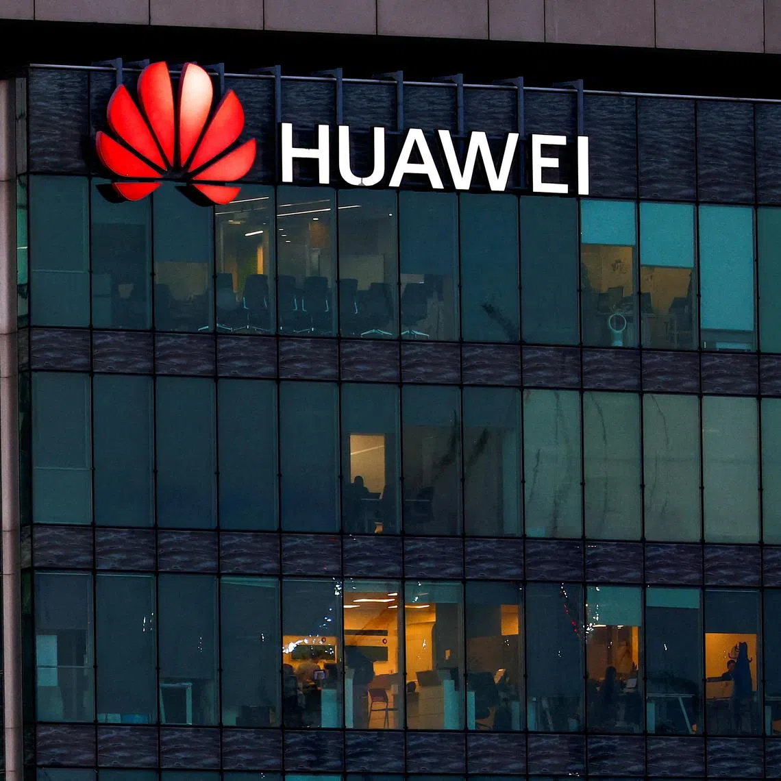 Huawei Technologies founder Ren Zhengfei dismissed the impact of US export restrictions on China in a front-page People’s Daily article.