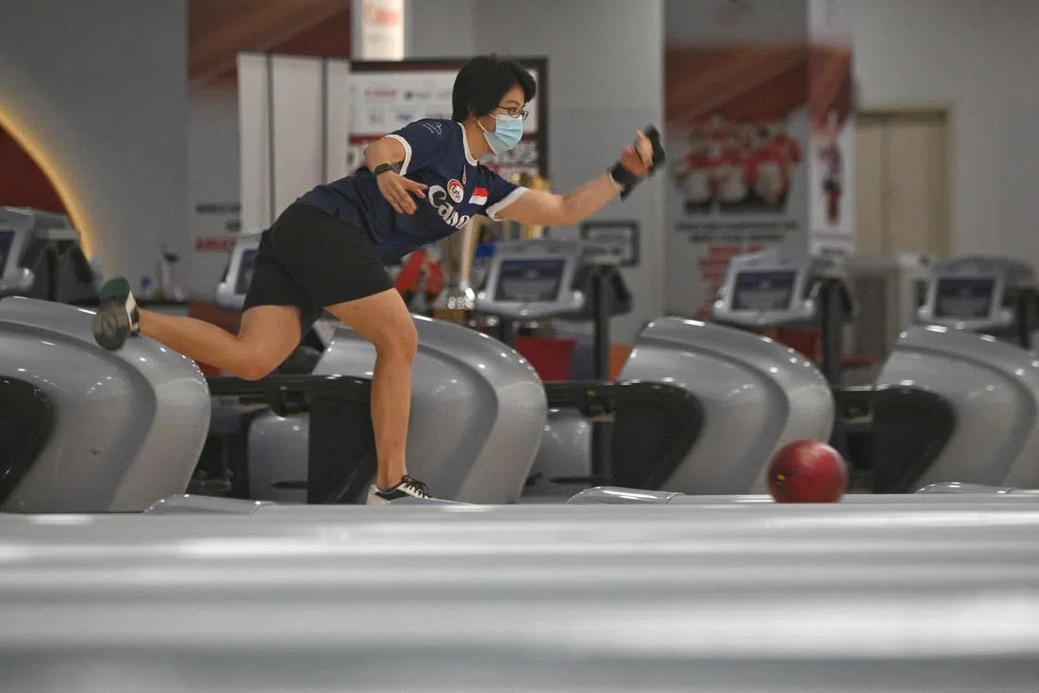 Singapore bowler Cherie Tan won the Masters gold at the 26th Asian Tenpin Bowling Championships.