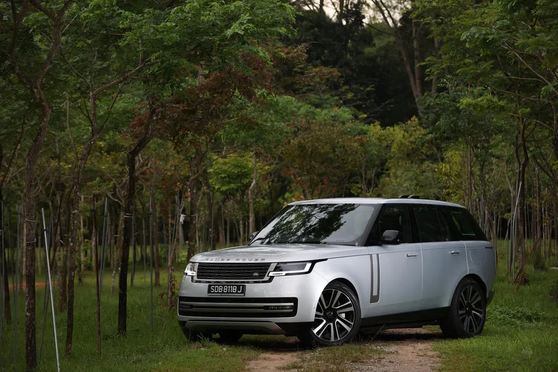 ctrange28 ST20230425_202347151214 Ong Wee Jin /

Range Rover Plug-In Hybrid.

Photographed on April 25, 2023.