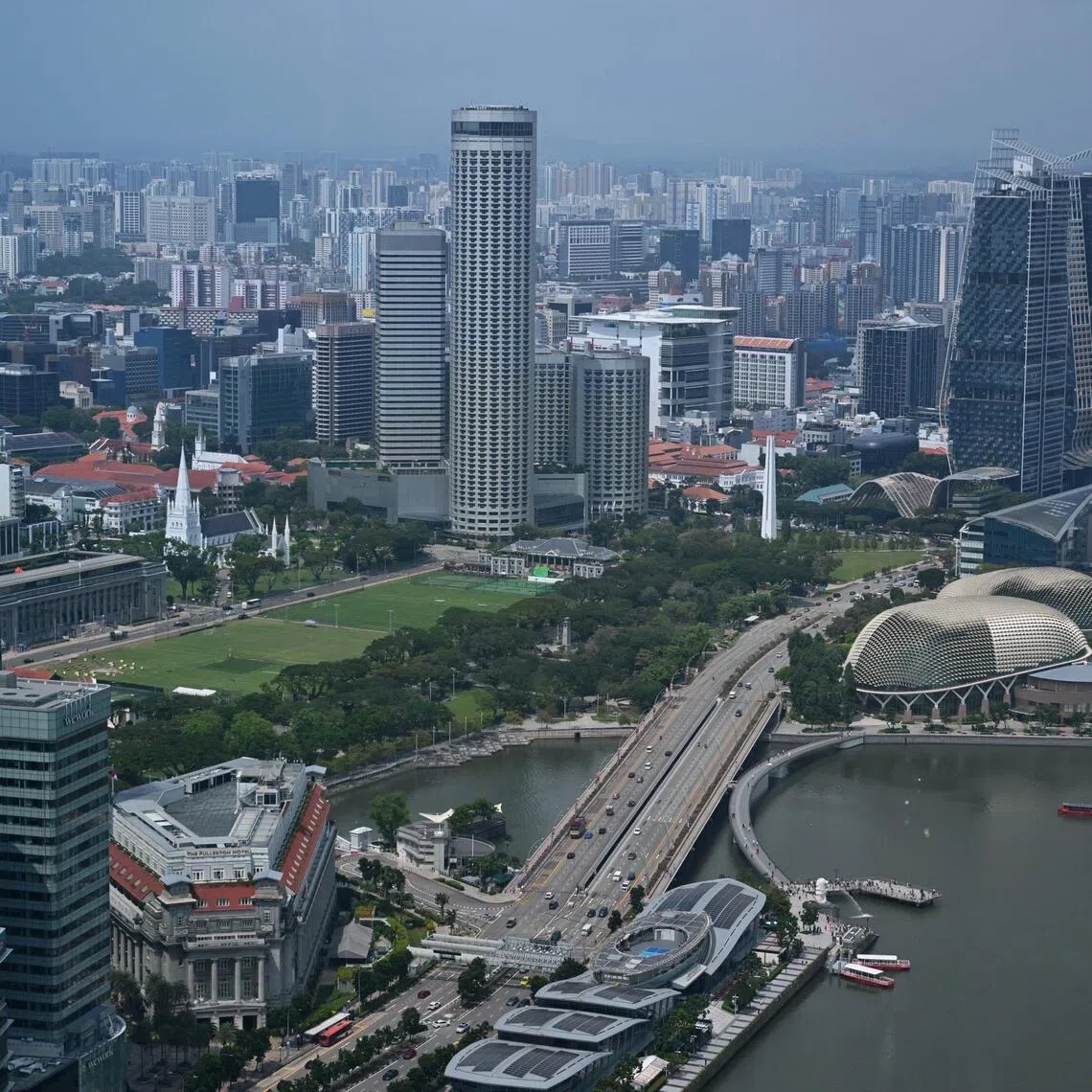 The Straits Times Index started the week on a relatively assured note, going through slight dips in the week before closing on Sept 25 at 5,710.65, up 27.28 points or 0.48 per cent.