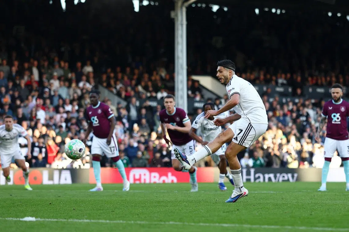 Soccer Football - Premier League - Fulham v Burnley - Craven Cottage, London, Britain - March 21, 2026 Fulham's Raul Jimenez scores their third goal from the penalty spot Action Images via Reuters/Matthew Childs EDITORIAL USE ONLY. NO USE WITH UNAUTHORIZED AUDIO, VIDEO, DATA, FIXTURE LISTS, CLUB/LEAGUE LOGOS OR 'LIVE' SERVICES. ONLINE IN-MATCH USE LIMITED TO 120 IMAGES, NO VIDEO EMULATION. NO USE IN BETTING, GAMES OR SINGLE CLUB/LEAGUE/PLAYER PUBLICATIONS. PLEASE CONTACT YOUR ACCOUNT REPRESENTATIVE FOR FURTHER DETAILS..