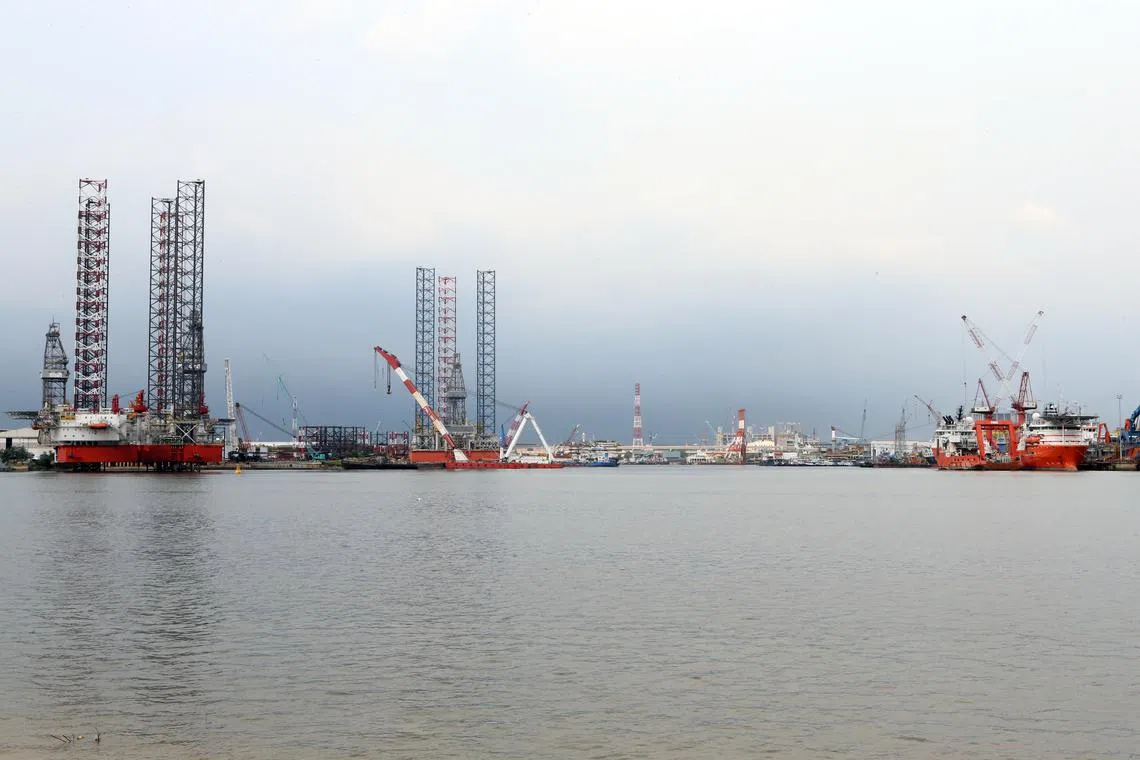 Day rates and utilisation rates for oil rigs and offshore support vessels have risen on the back of rising demand