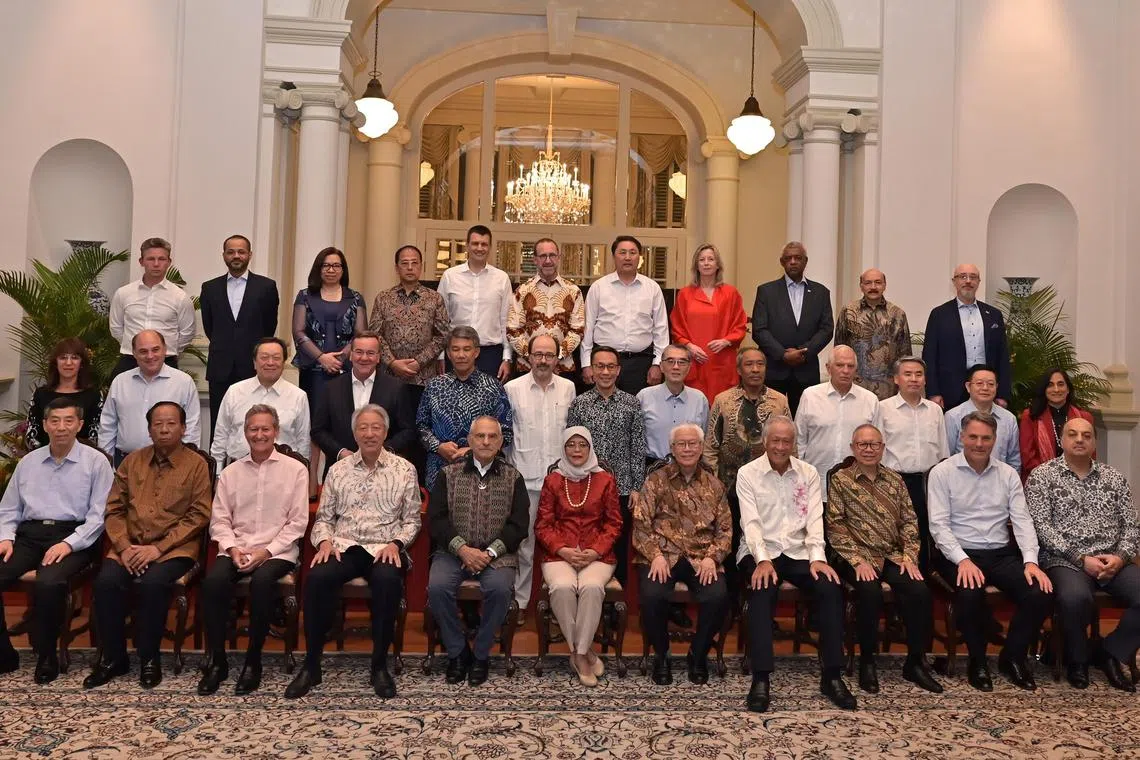 fddinner02 - President Halimah Yacob (first row, centre), hosting Ministers and senior officials attending the 20th Shangri-La Dialogue, to a dinner at the Istana to commemorate 20 years of the security summit.

Credit: Mindef