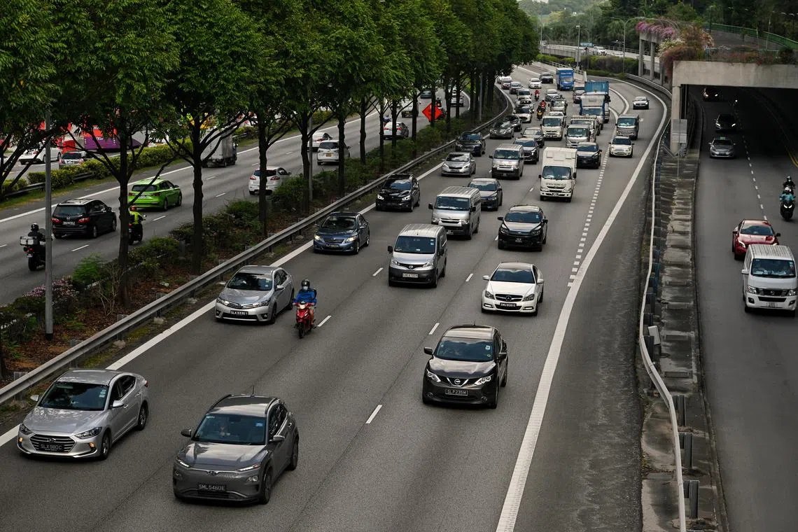 The accident took place on the PIE towards Changi, near the Thomson Road exit.