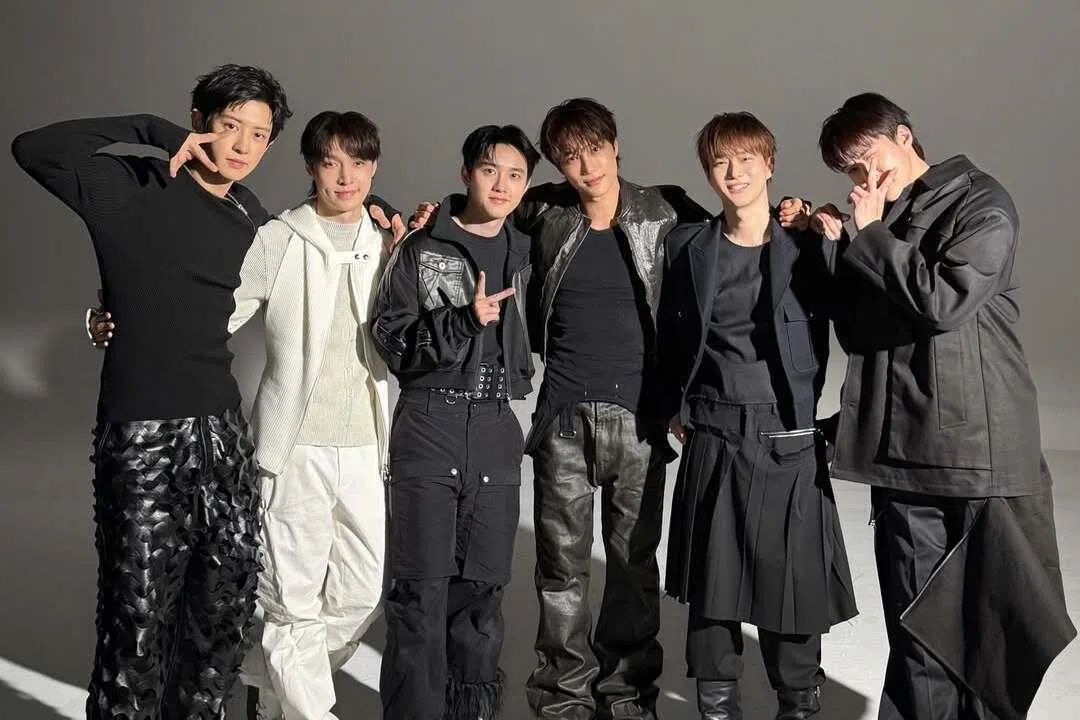 Publicity materials for K-pop boyband Exo's latest album Reverxe only feature a six-member line-up.