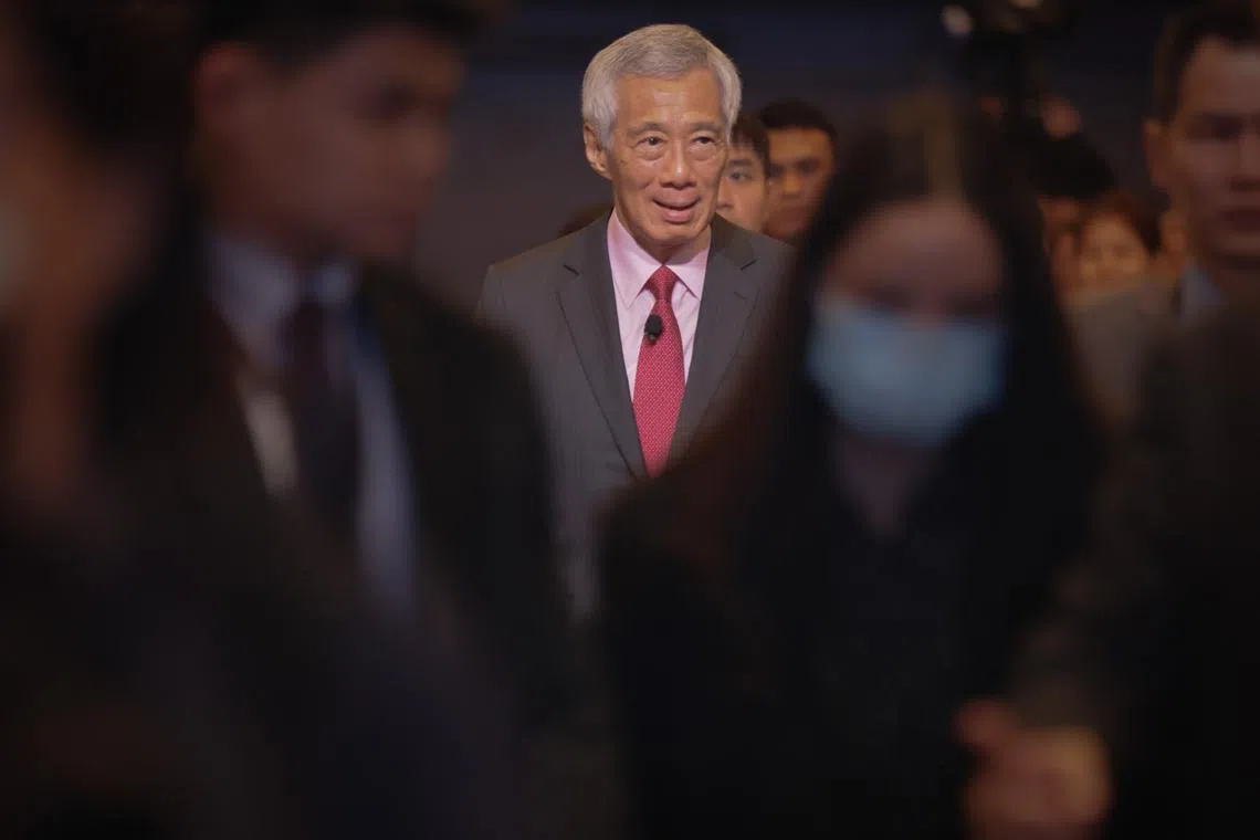 Prime Minister Lee Hsien Loong will make a six-day official visit to Saudi Arabia and the UAE from Tuesday to Sunday, the Prime Minister’s Office said in a statement.
