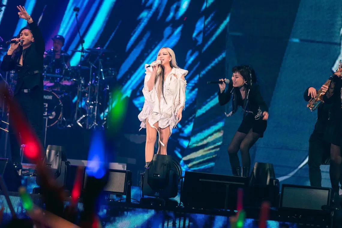 baamei09 - This photo shows Taiwanese singer A-mei (in white) performing during her ASMeiR 2023 World Tour - Singapore concert at the Singapore Indoor Stadium on July 7, 2023.

Copyright: IMC Live Global