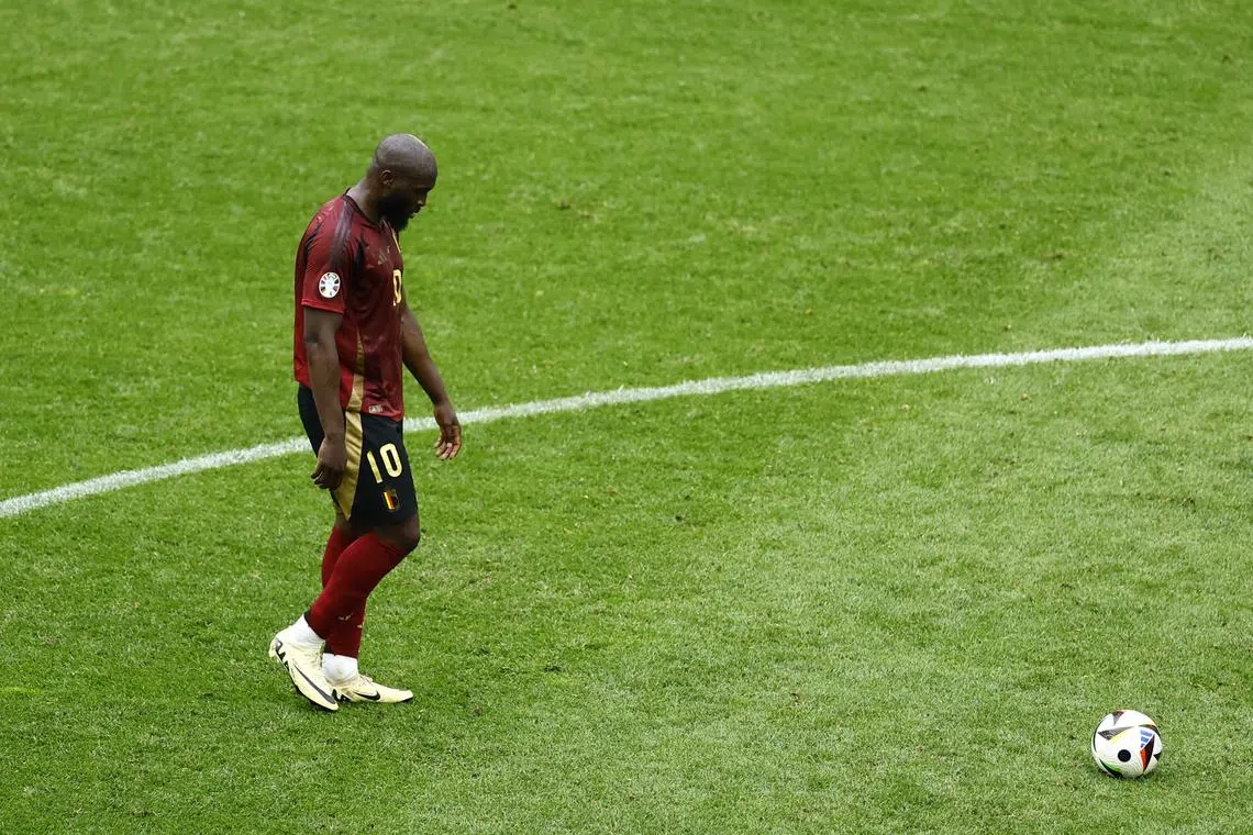FILE PHOTO: Soccer Football - Euro 2024 - Round of 16 - France v Belgium - Dusseldorf Arena, Dusseldorf, Germany - July 1, 2024 Belgium's Romelu Lukaku looks dejected after France's Randal Kolo Muani scored their first goal REUTERS/Leon Kuegeler/File photo