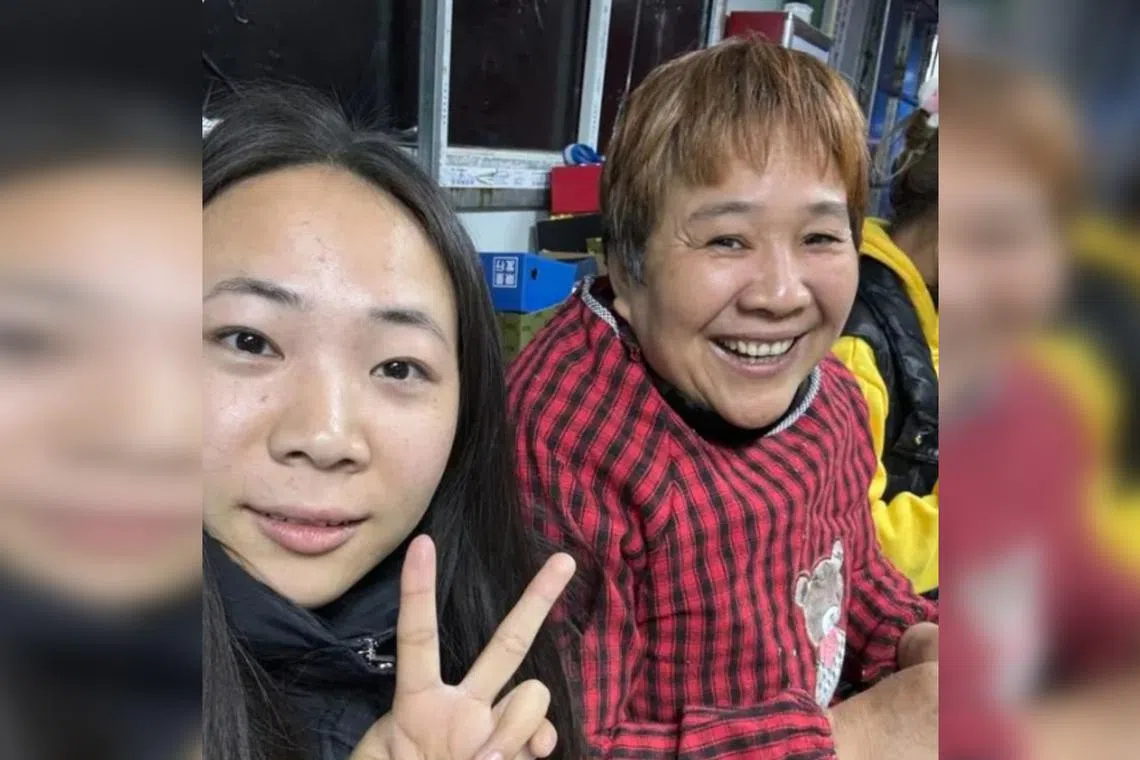 Ms Li Qiushuang met her mother before travelling back to their hometown by air.